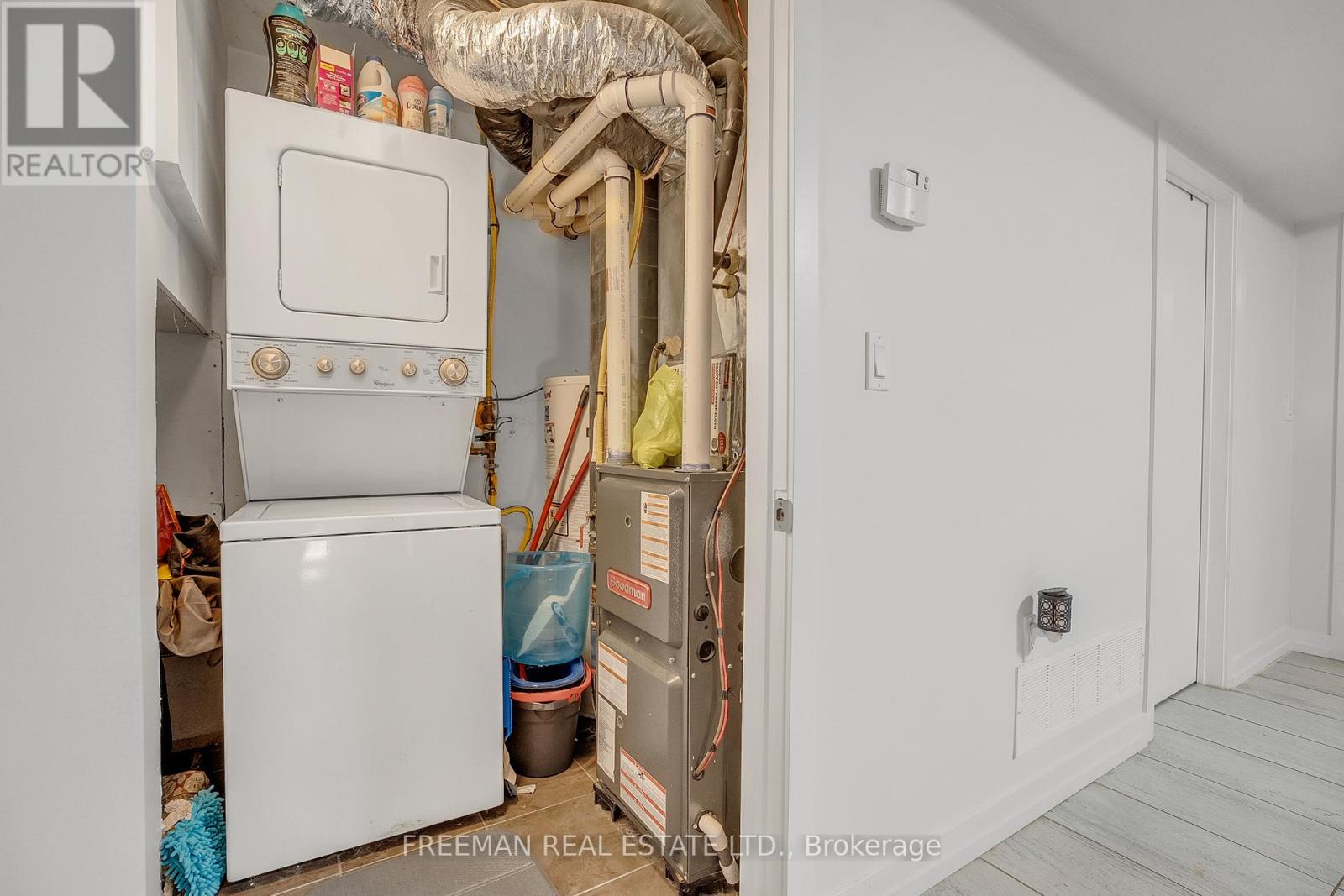 12 Arlington Avenue, Toronto, Ontario  M6G 3K8 - Photo 40 - C13663508