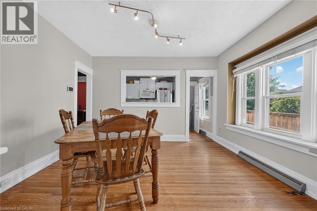 208 Carlton Street, St. Catharines, Ontario  L2R 1S6 - Photo 15 - 40845319