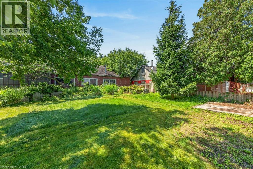 208 Carlton Street, St. Catharines, Ontario  L2R 1S6 - Photo 45 - 40845319