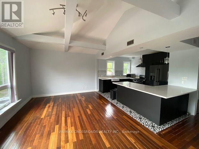 2nd Fl - 134 Sedgemount Drive, Toronto, Ontario  L6A 0V3 - Photo 4 - E13663594