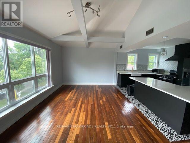 2nd Fl - 134 Sedgemount Drive, Toronto, Ontario  L6A 0V3 - Photo 5 - E13663594