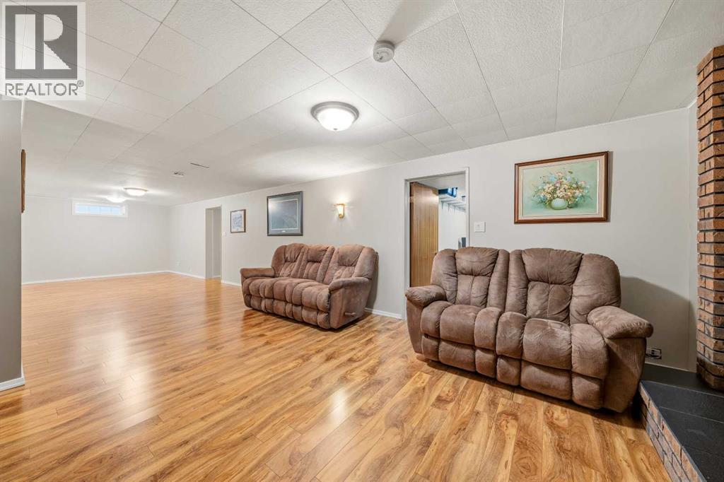 10407 2 Street Se, Calgary, Alberta  T2J 0W6 - Photo 24 - A2335695