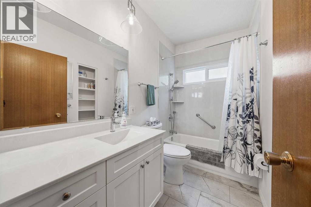 10407 2 Street Se, Calgary, Alberta  T2J 0W6 - Photo 18 - A2335695