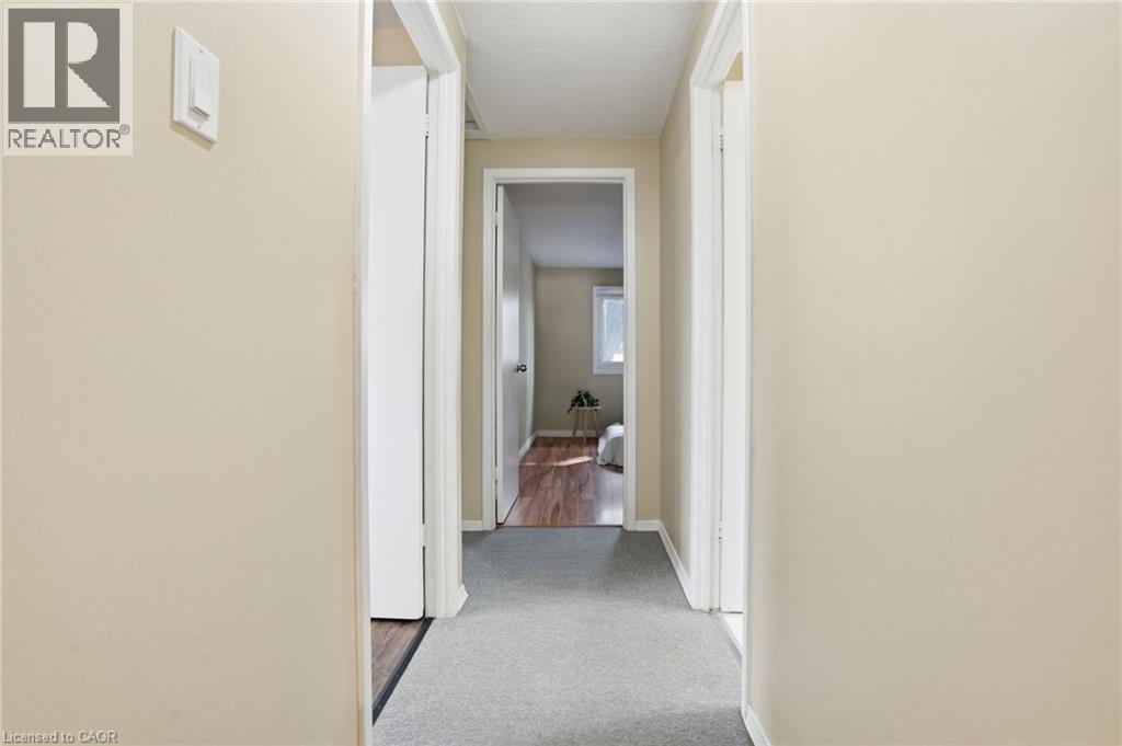 94 Wendover Drive, Hamilton, Ontario  L9C 5X5 - Photo 21 - 40854683