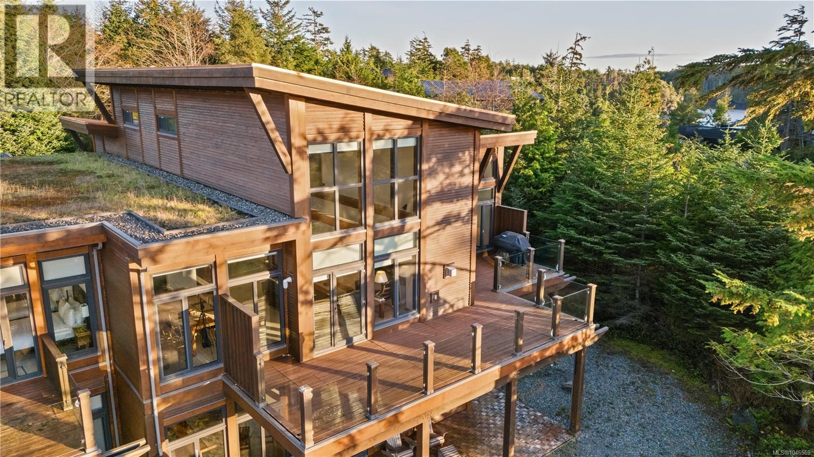212 515 Marine Dr, Ucluelet, British Columbia V0R 3A0 - Photo 45 - 1046569