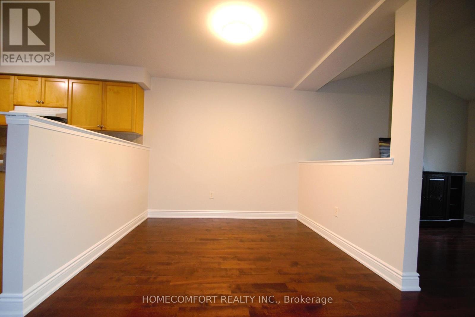 28 Deerwood Crescent, Richmond Hill, Ontario L4E 4B5 - Photo 6 - N13663452