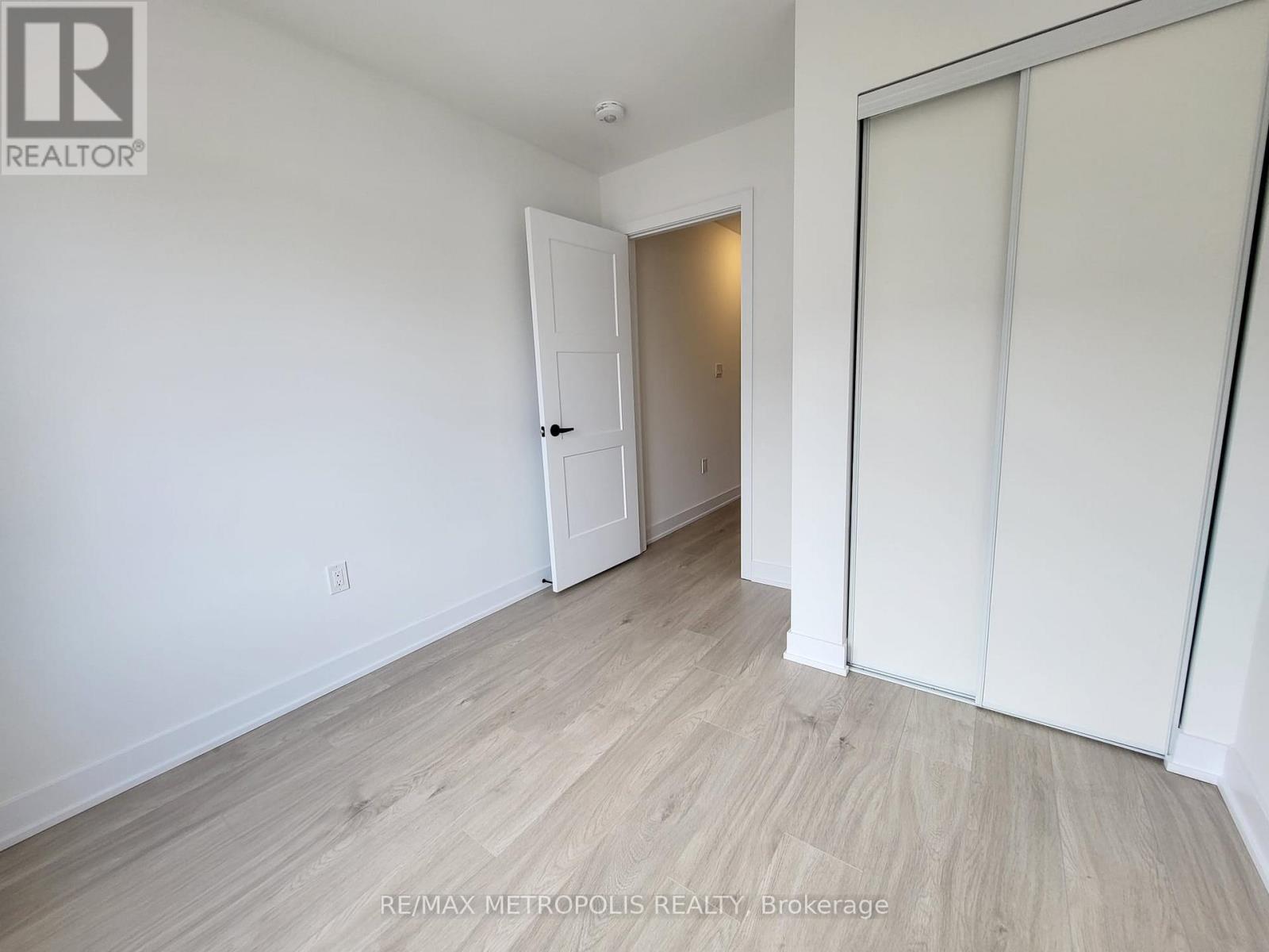 13 Hay Lane, Barrie, Ontario  L9J 0V5 - Photo 23 - S13663630