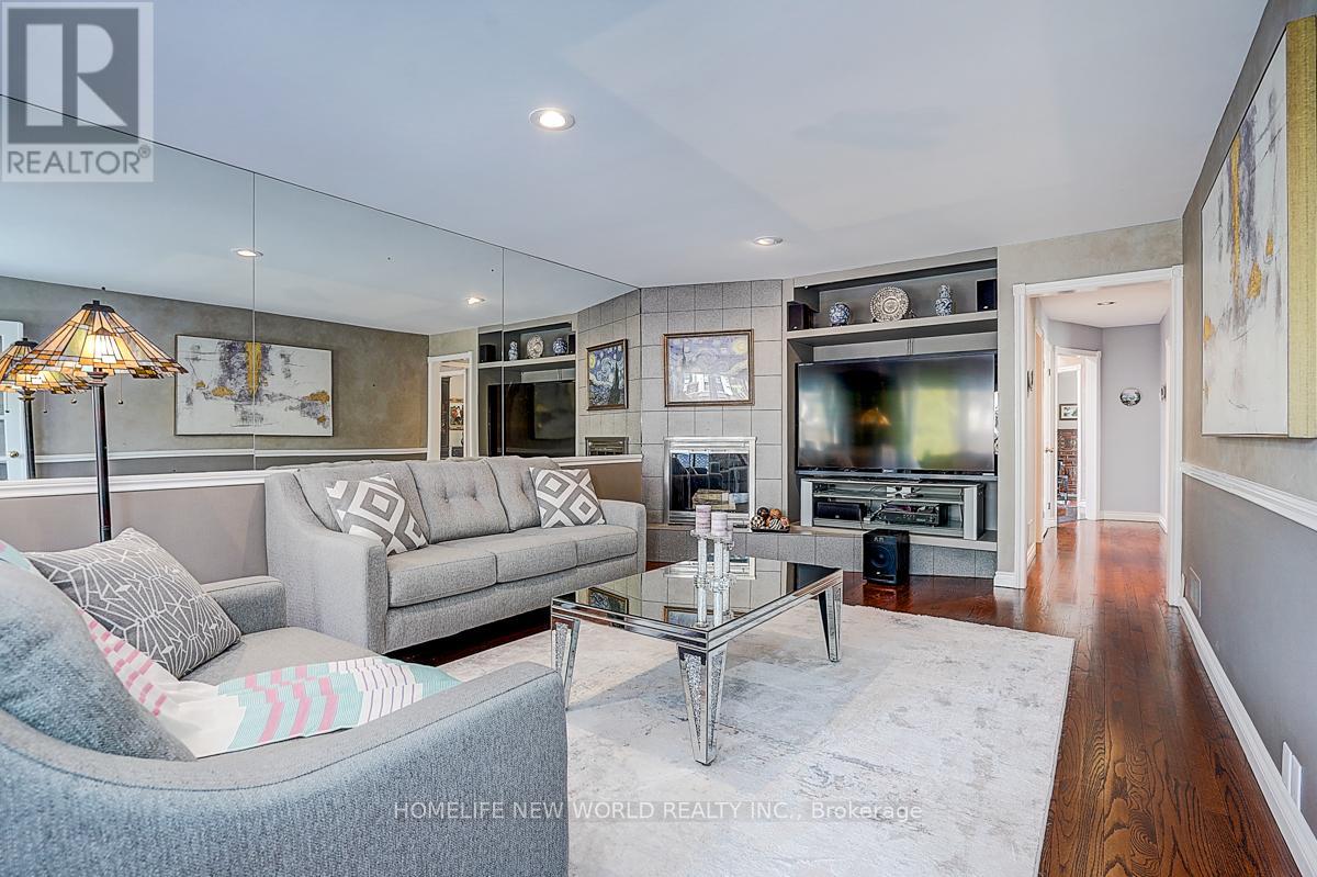 594 Woburn Avenue S, Toronto, Ontario  M5M 1L9 - Photo 11 - C13504448