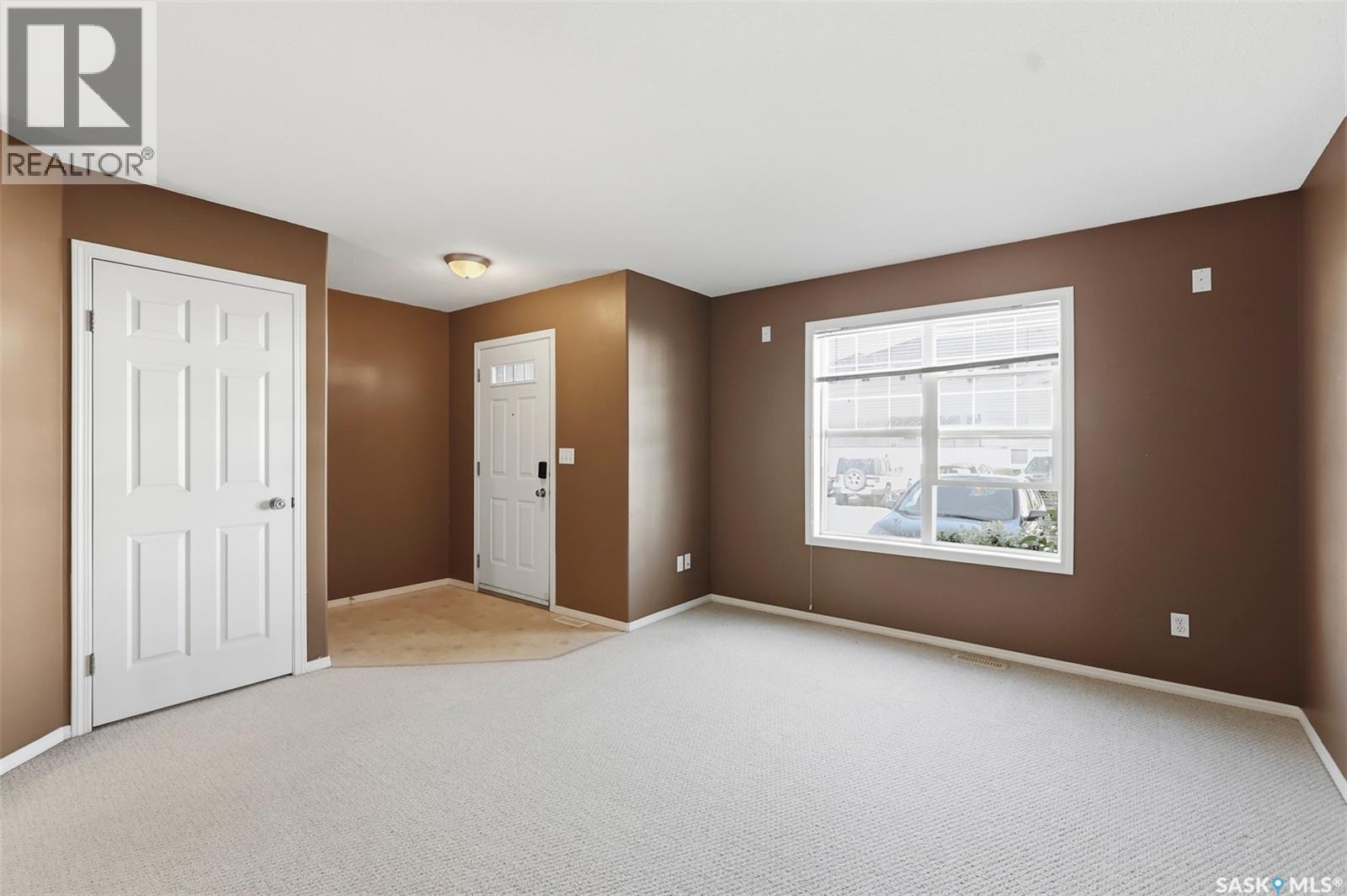 50 203 Herold Terrace, Saskatoon, Saskatchewan  S7V 1H8 - Photo 5 - SK045223