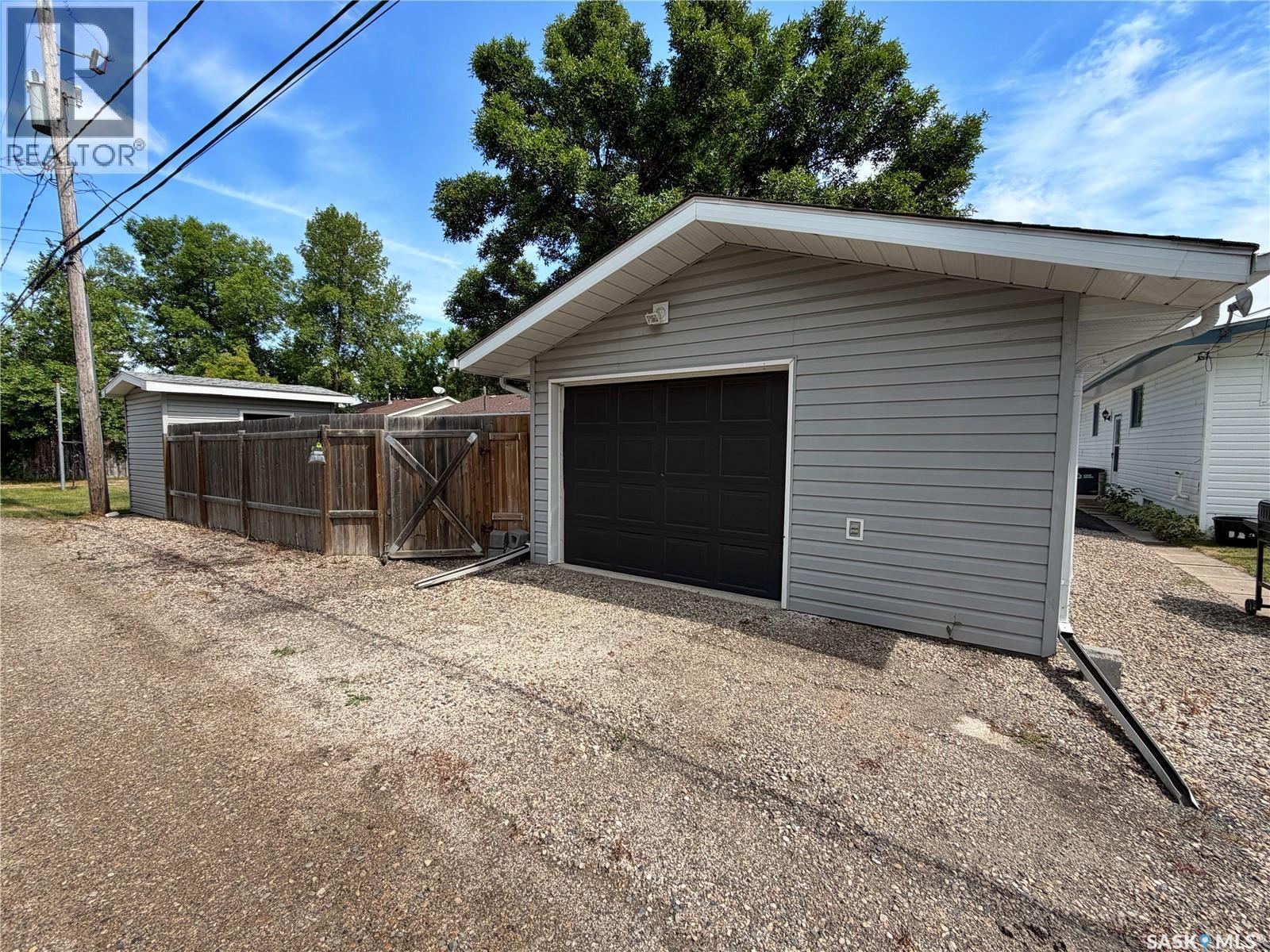 410 Gertie Street, Moosomin, Saskatchewan  S0G 3N0 - Photo 44 - SK045191
