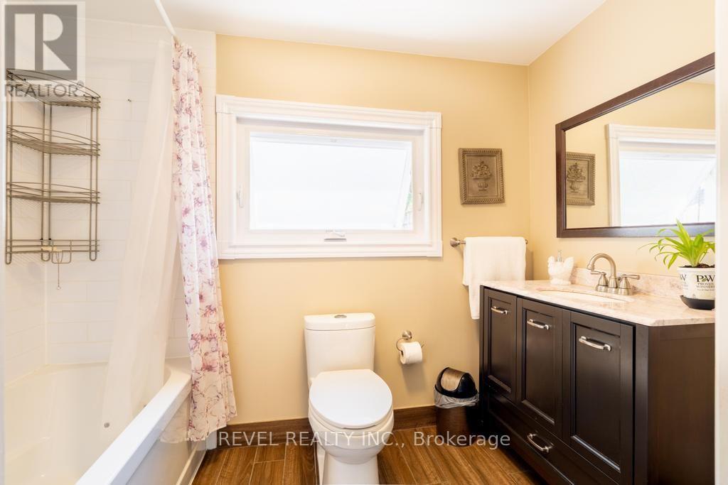 255 Franklin Avenue, Toronto, Ontario  M6P 3Z4 - Photo 20 - W13663436