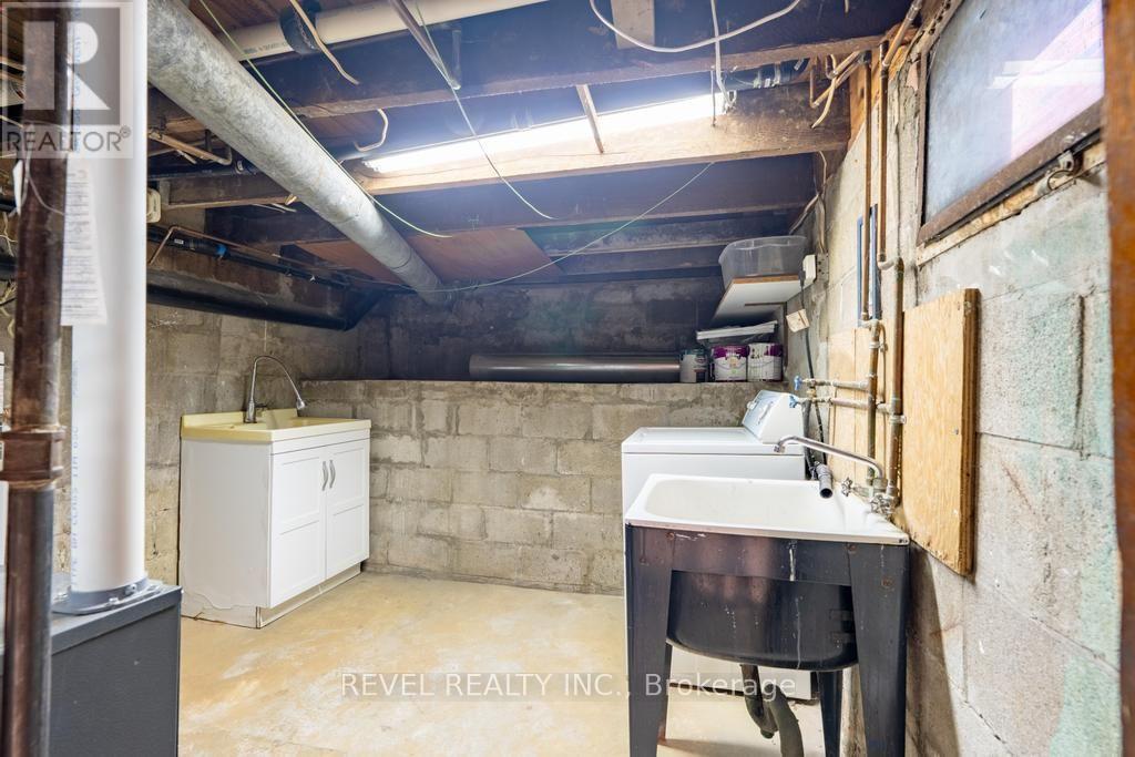 255 Franklin Avenue, Toronto, Ontario  M6P 3Z4 - Photo 40 - W13663436