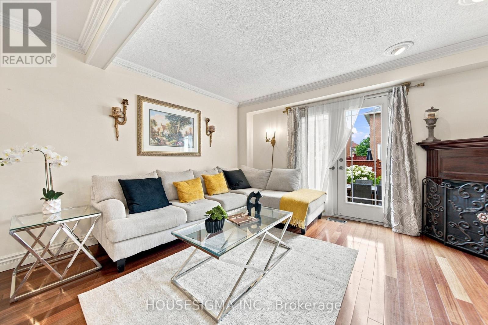 902 Applecroft Circle, Mississauga, Ontario  L5V 2A7 - Photo 12 - W13663460