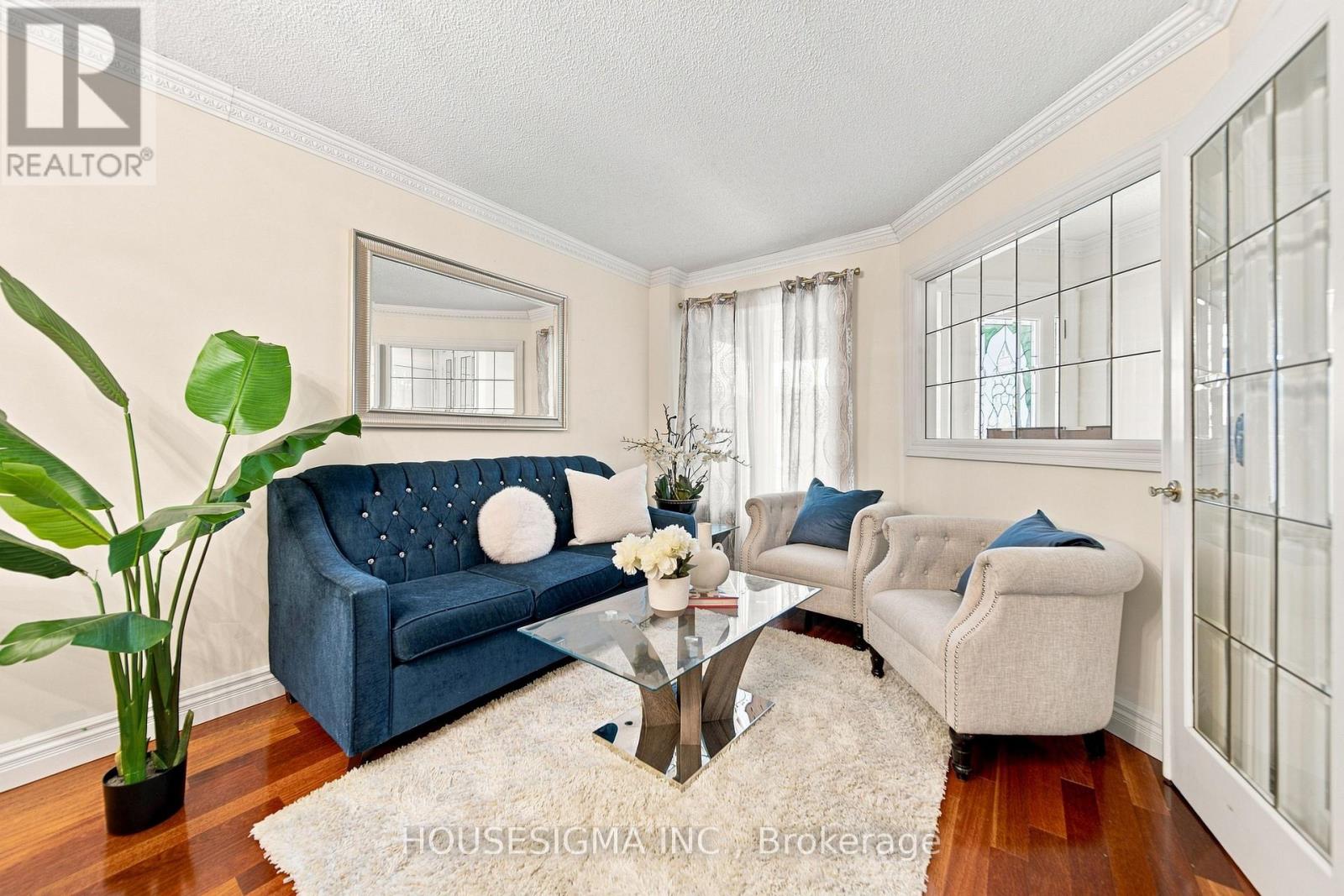 902 Applecroft Circle, Mississauga, Ontario  L5V 2A7 - Photo 8 - W13663460