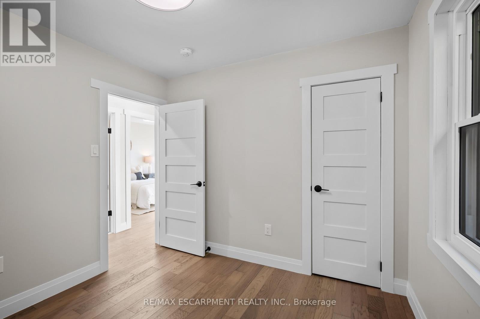 1041 Shepherd's Drive, Burlington, Ontario  L7T 3R4 - Photo 25 - W13663500