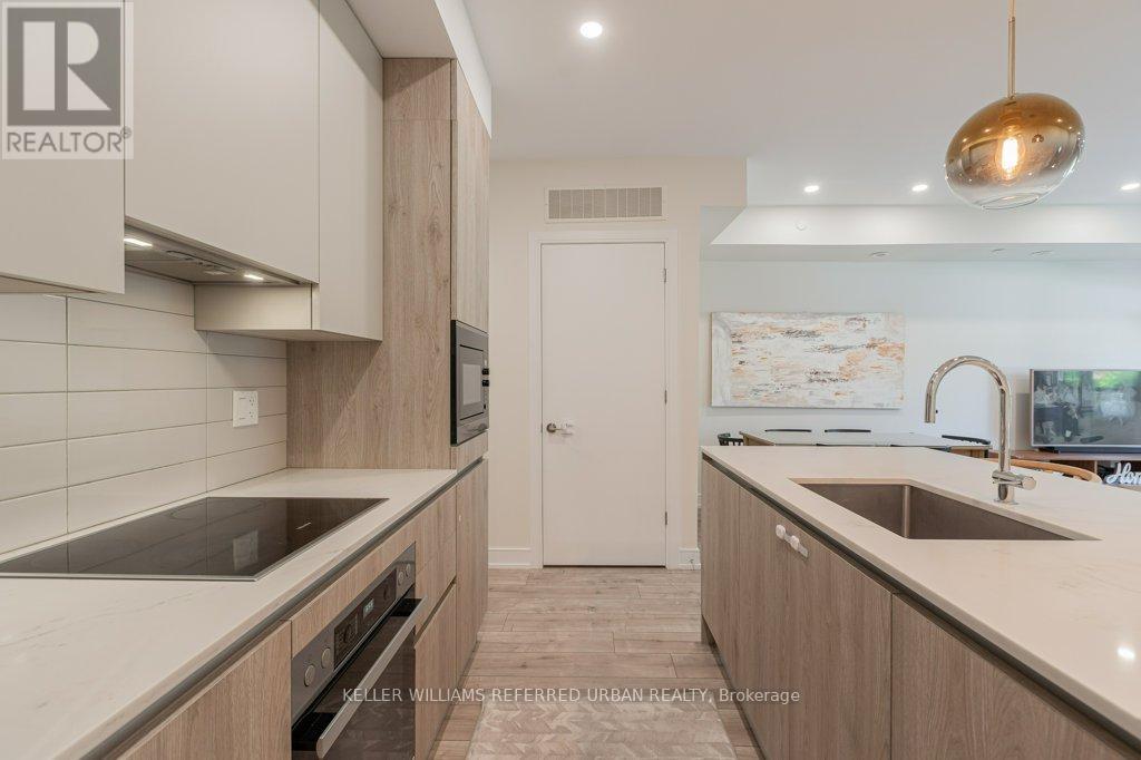 6 - 66 Long Branch Avenue, Toronto, Ontario  M8W 3J4 - Photo 17 - W13663544