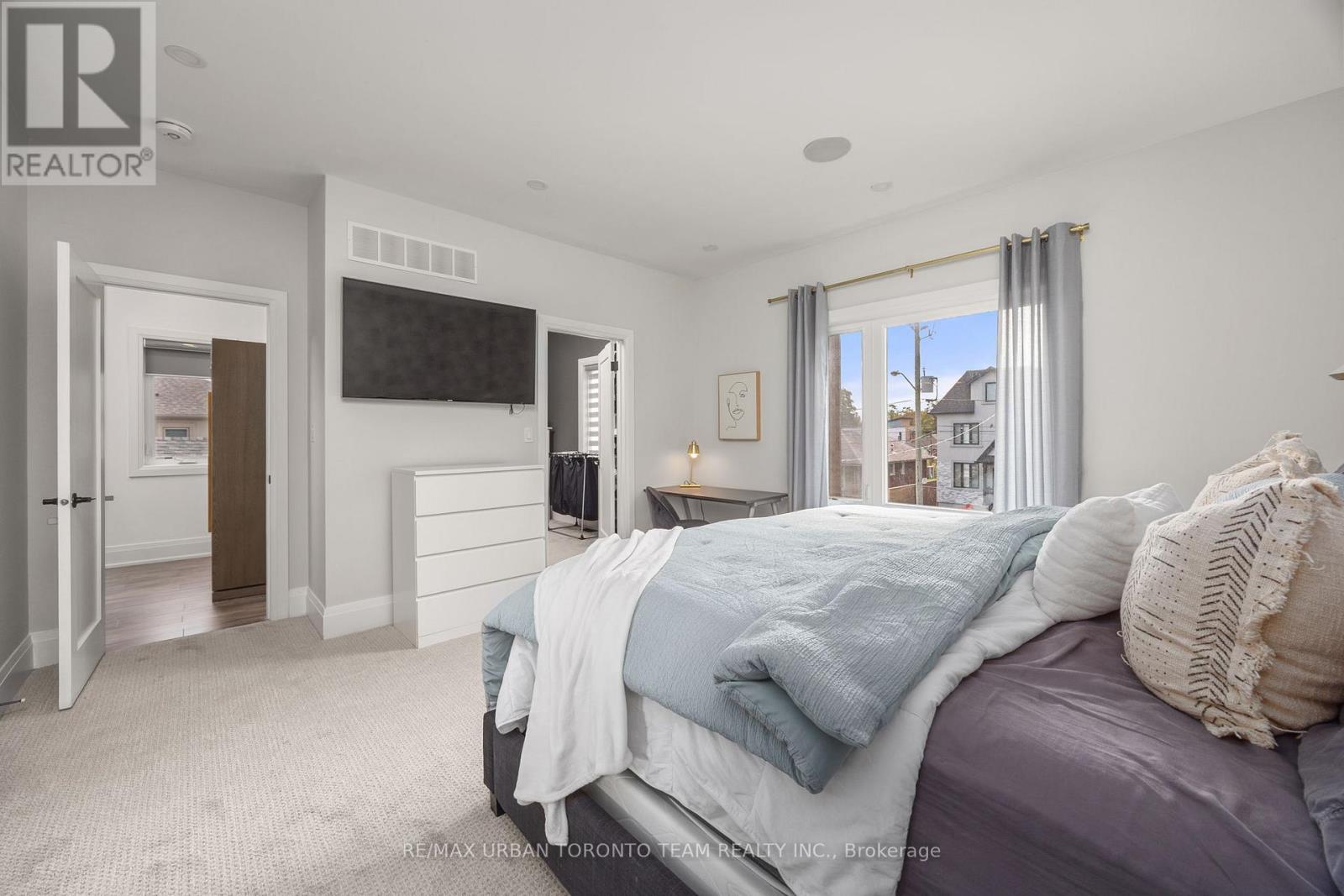 58 Manitoba Street, Toronto, Ontario  M8Y 1C9 - Photo 15 - W13663570