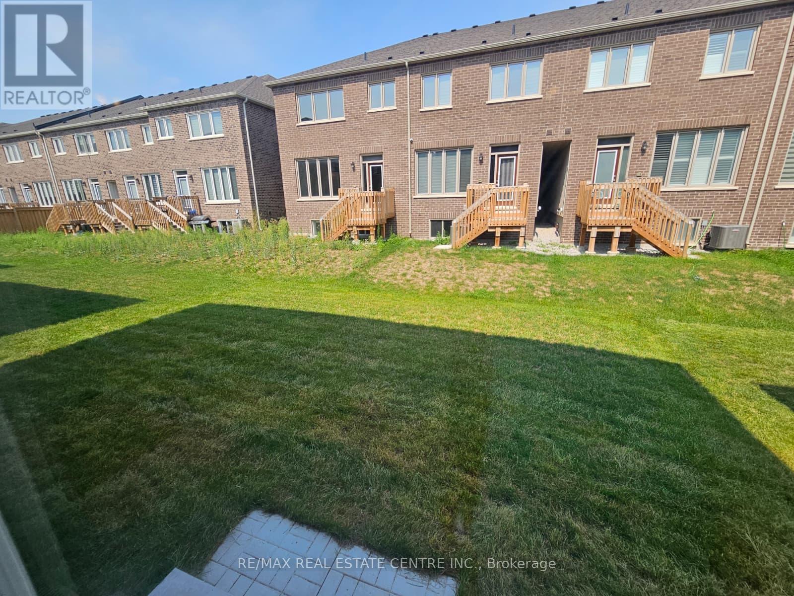 18 Gladmary Drive, Brampton, Ontario  L6Y 6K9 - Photo 16 - W13663576