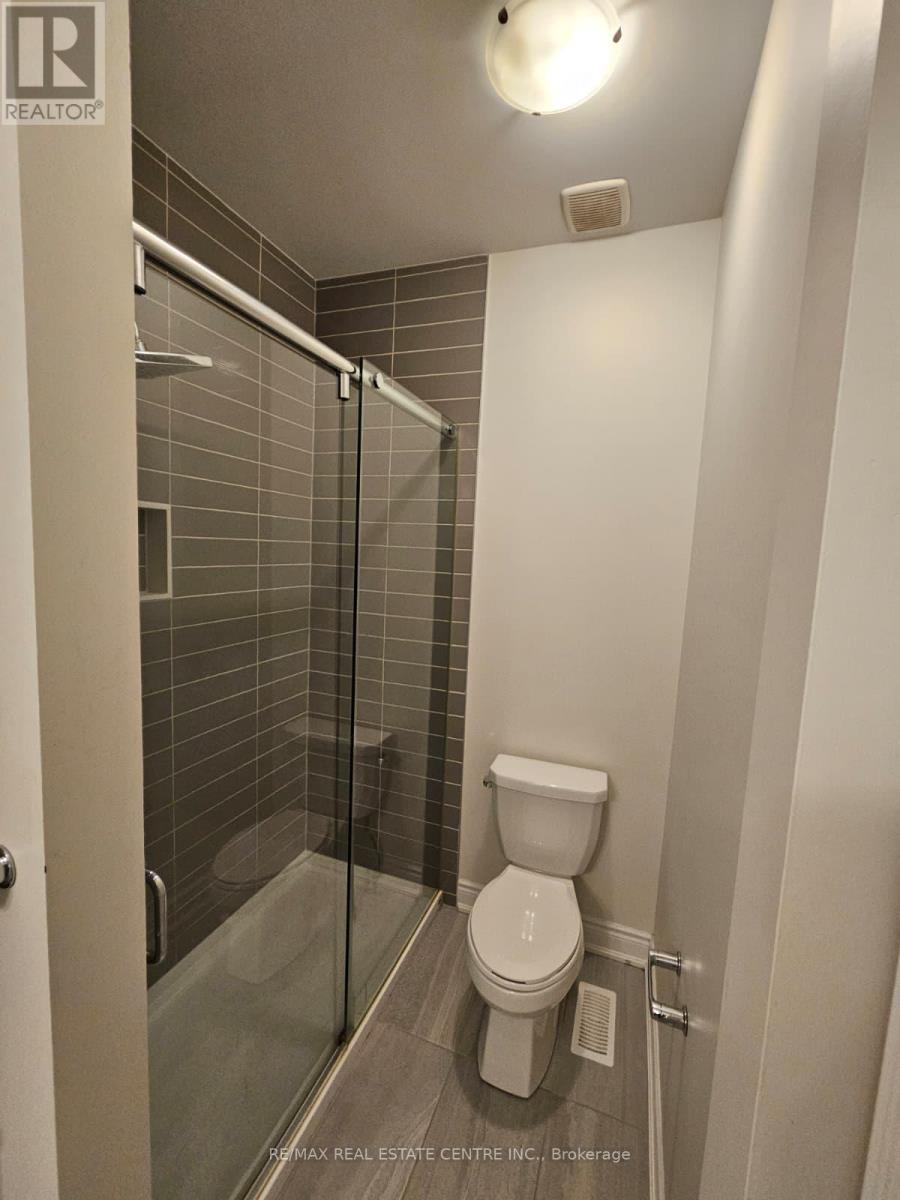18 Gladmary Drive, Brampton, Ontario  L6Y 6K9 - Photo 27 - W13663576