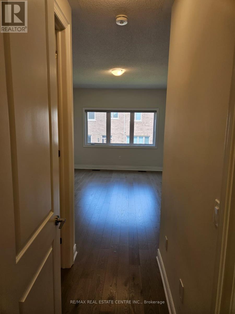18 Gladmary Drive, Brampton, Ontario  L6Y 6K9 - Photo 30 - W13663576