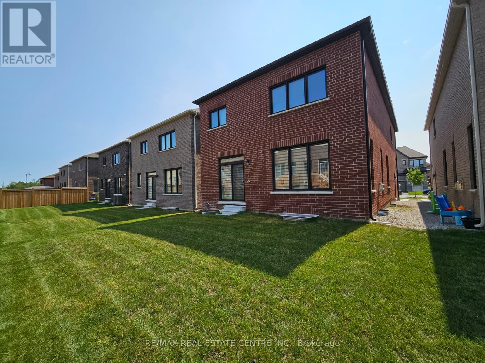 18 Gladmary Drive, Brampton, Ontario  L6Y 6K9 - Photo 39 - W13663576