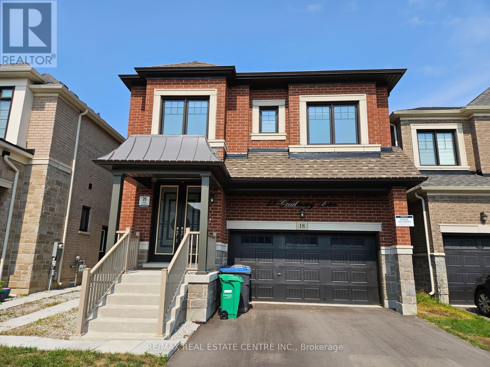 18 Gladmary Drive, Brampton, Ontario  L6Y 6K9 - Photo 4 - W13663576