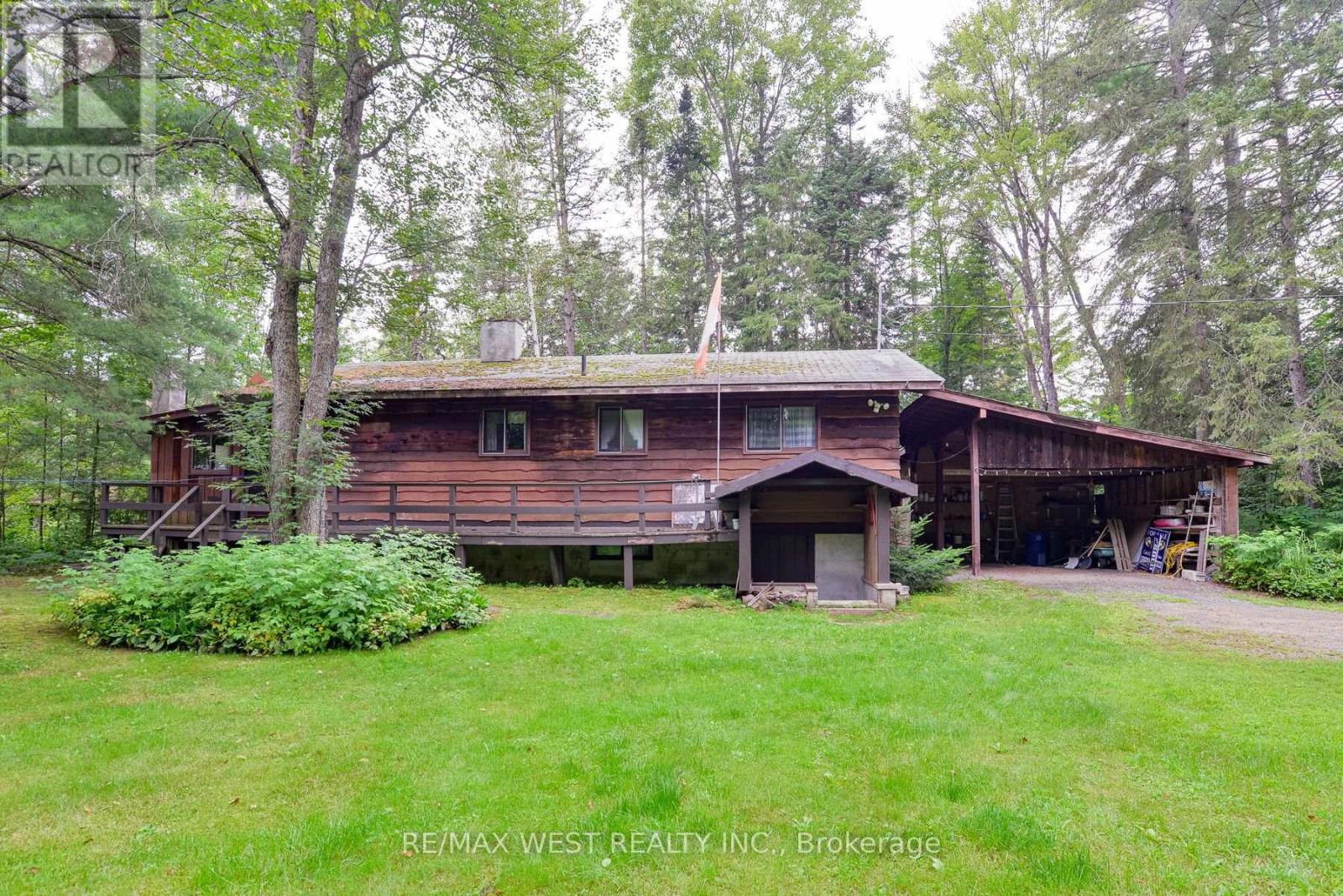52 ROBERT ROAD W, Huntsville, Ontario