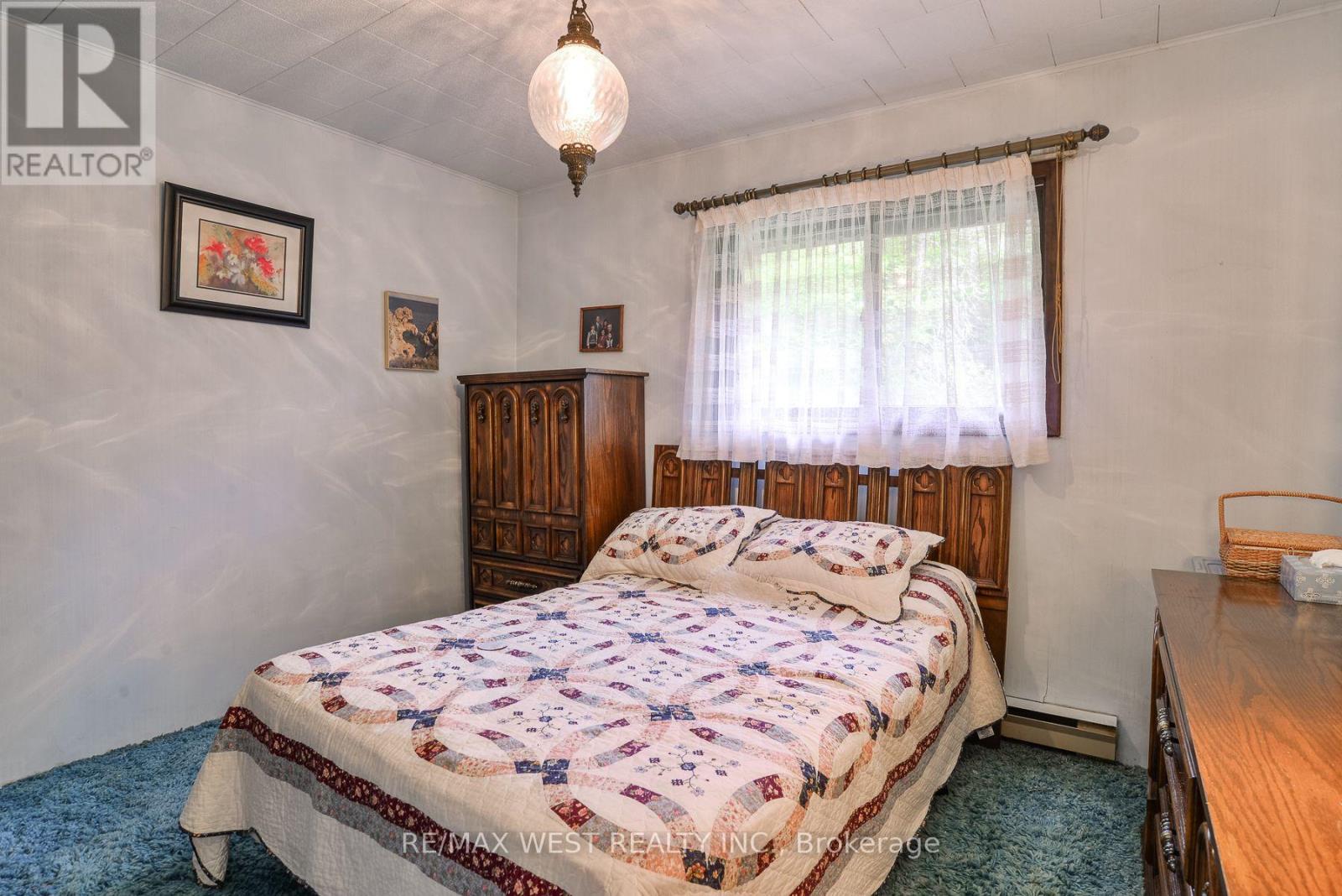 52 Robert Road W, Huntsville, Ontario  P1H 2J4 - Photo 5 - X13663488