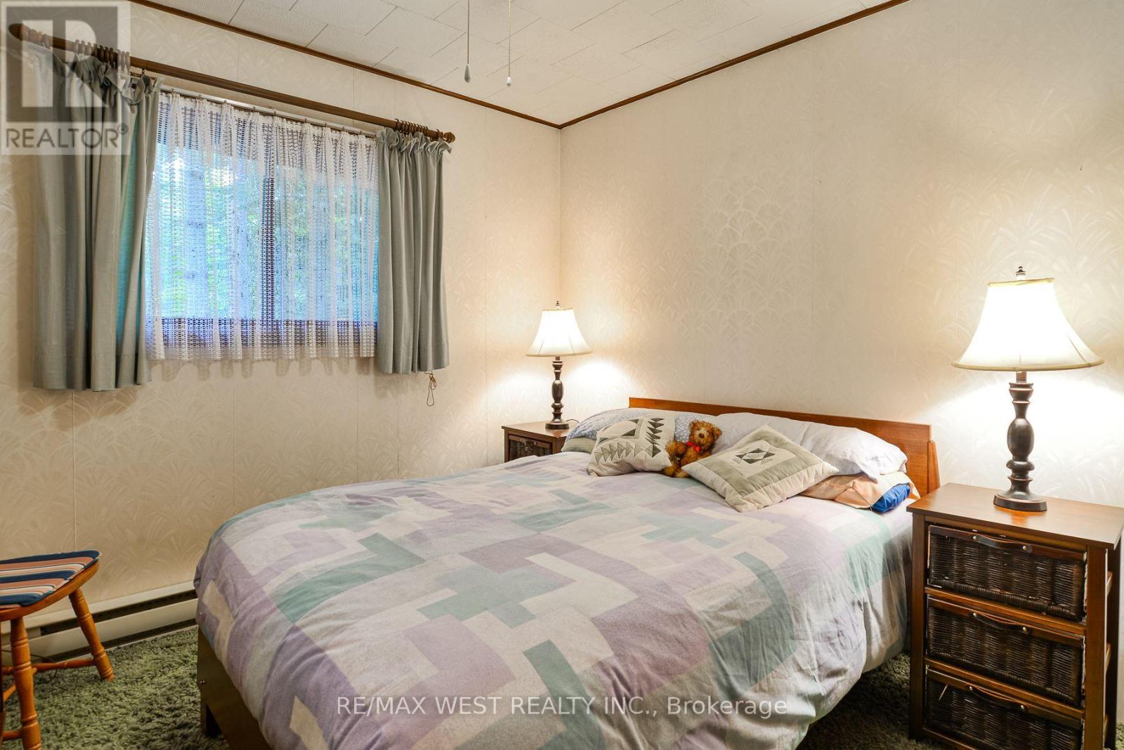 52 Robert Road W, Huntsville, Ontario  P1H 2J4 - Photo 6 - X13663488
