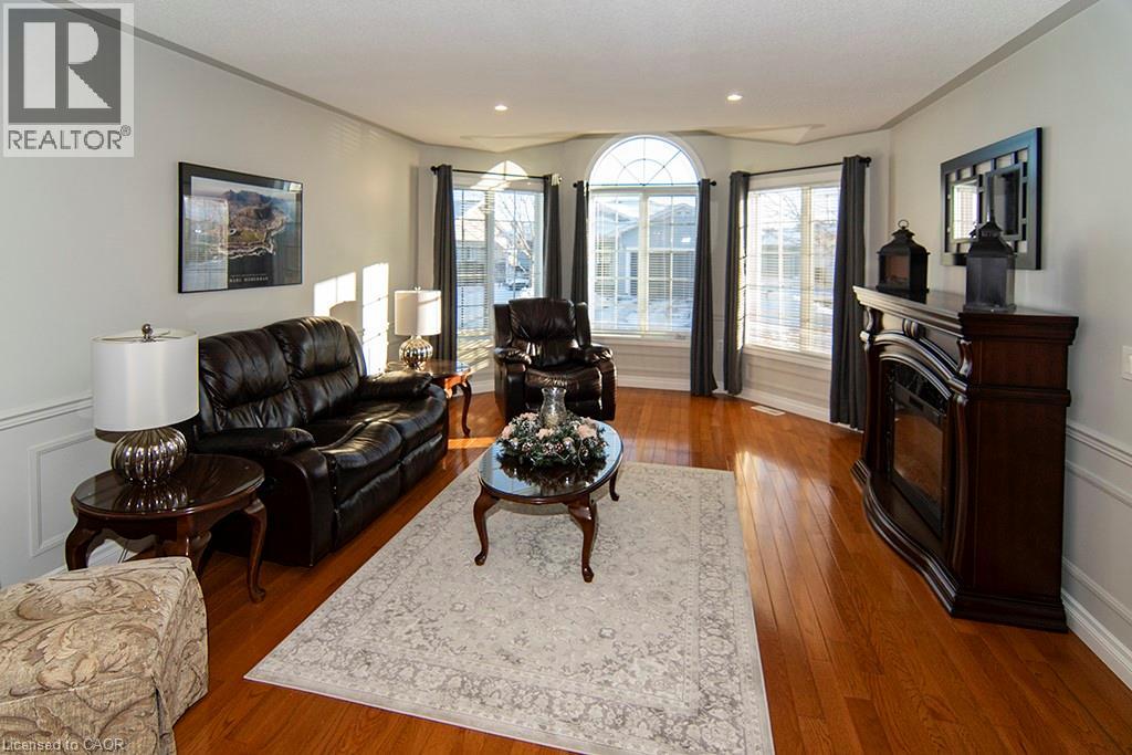 156 Gracehill Crescent, Freelton, Ontario  L8B 1A5 - Photo 4 - 40799056