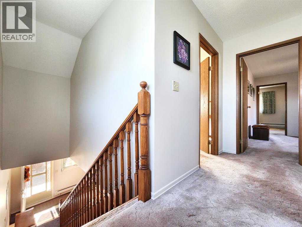 112 43 Avenue W, Claresholm, Alberta  T0L 0T0 - Photo 15 - A2273845