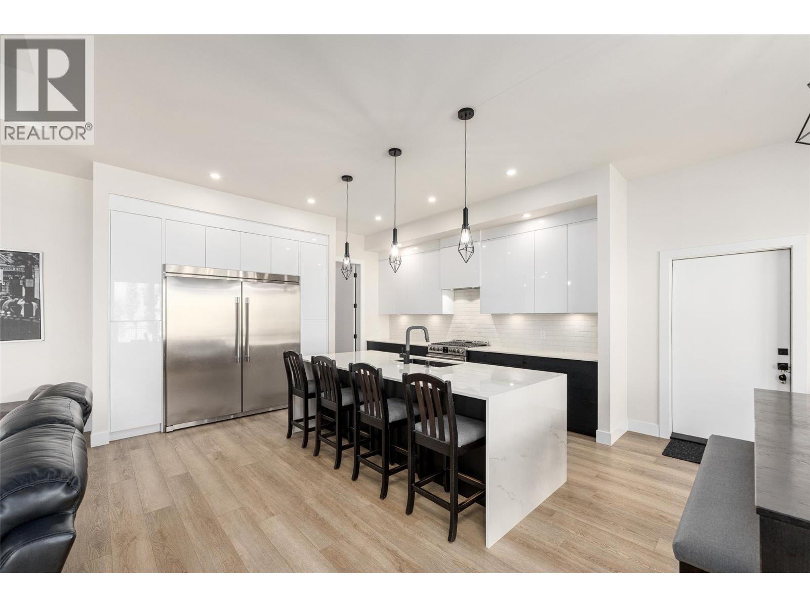 10245 Beacon Hill Drive, Lake Country, British Columbia  V4V 0A9 - Photo 31 - 10394226