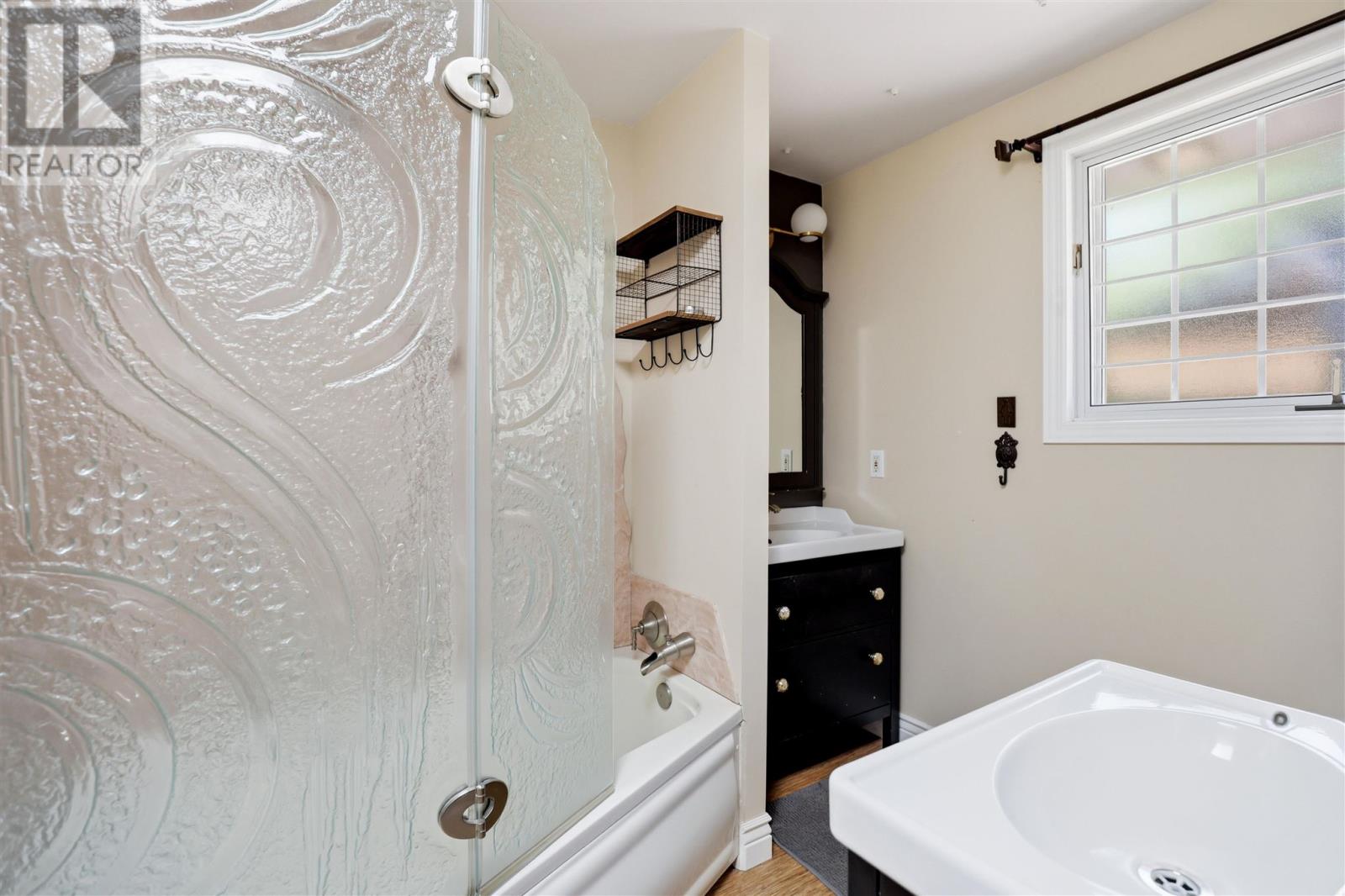 4112 Queen St, Sault Ste. Marie, Ontario P6A 5K9 - Photo 28 - SM262125
