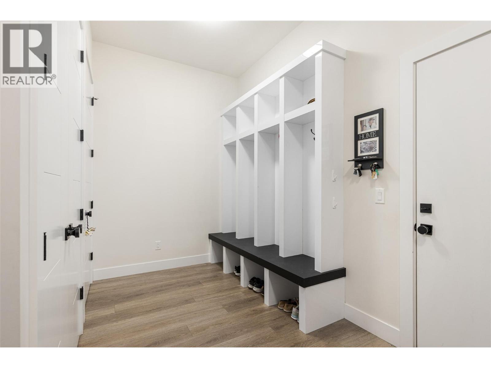 10245 Beacon Hill Drive, Lake Country, British Columbia  V4V 0A9 - Photo 51 - 10394226