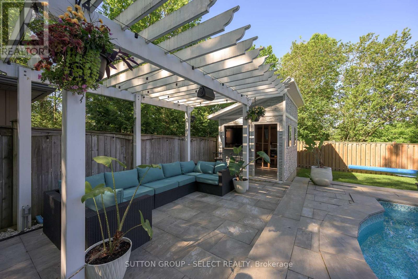 135 Plane Tree Drive, London North, Ontario  N6G 5H4 - Photo 40 - X13663720