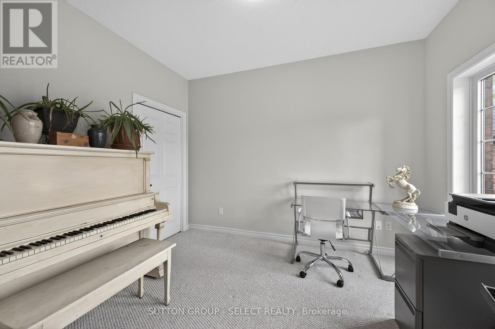 135 Plane Tree Drive, London North, Ontario  N6G 5H4 - Photo 5 - X13663720
