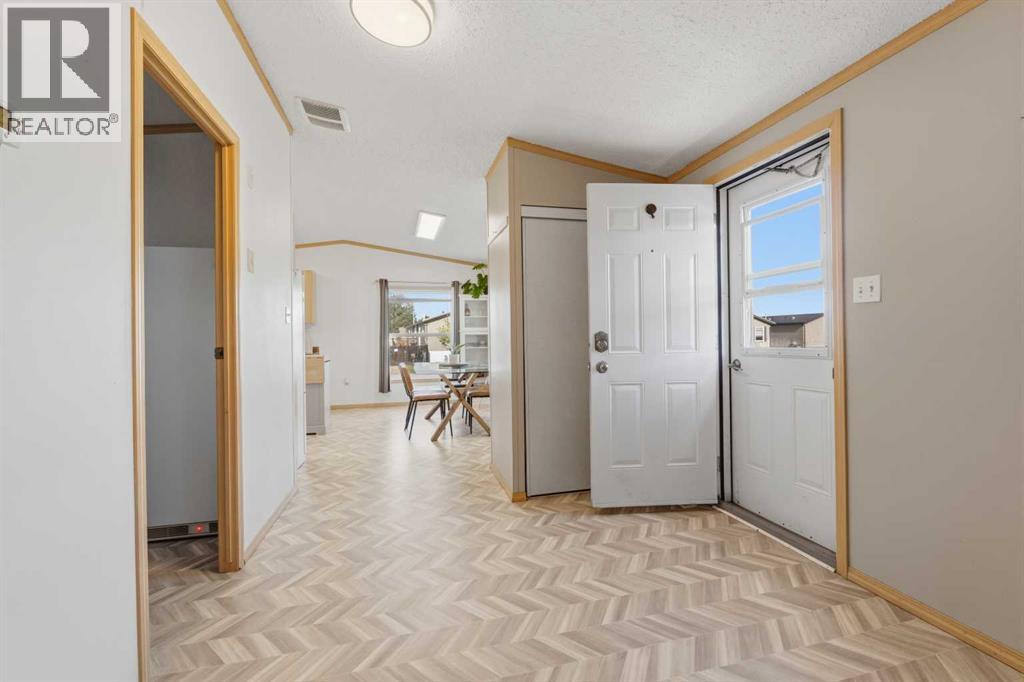 39 Keystone Crossing, Whitecourt, Alberta  T7S 0B3 - Photo 6 - A2320142