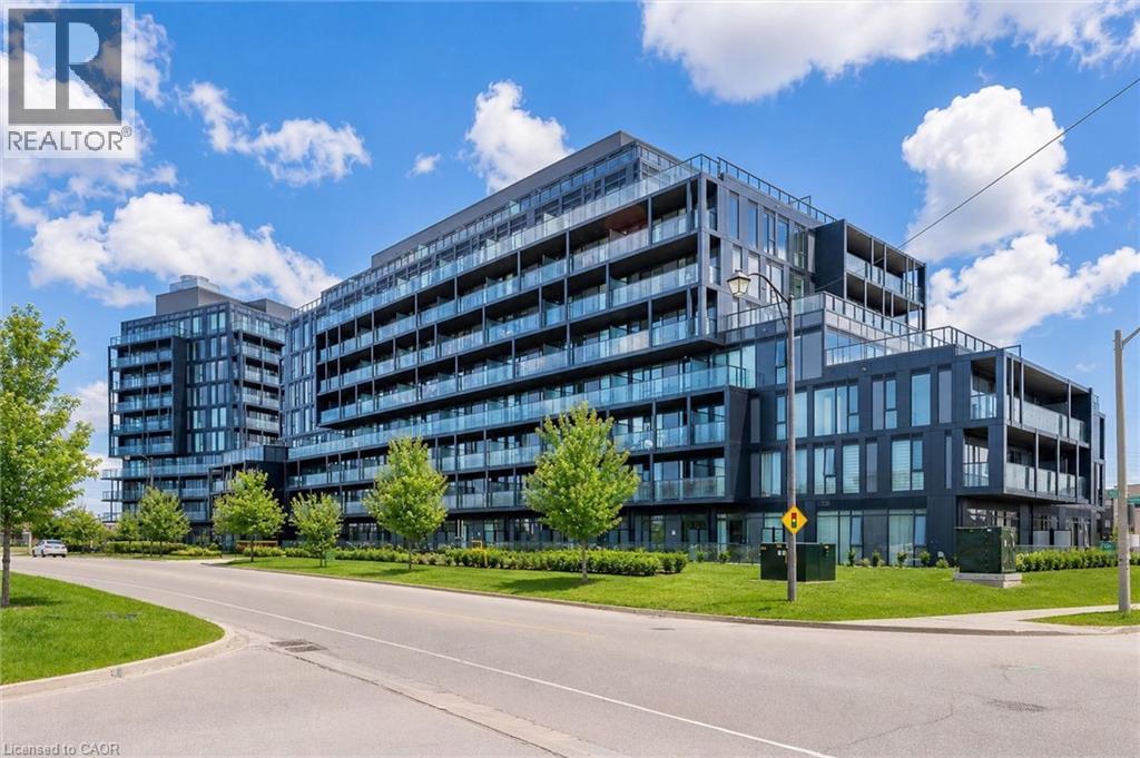 3200 DAKOTA Common Unit# B810, Burlington, Ontario