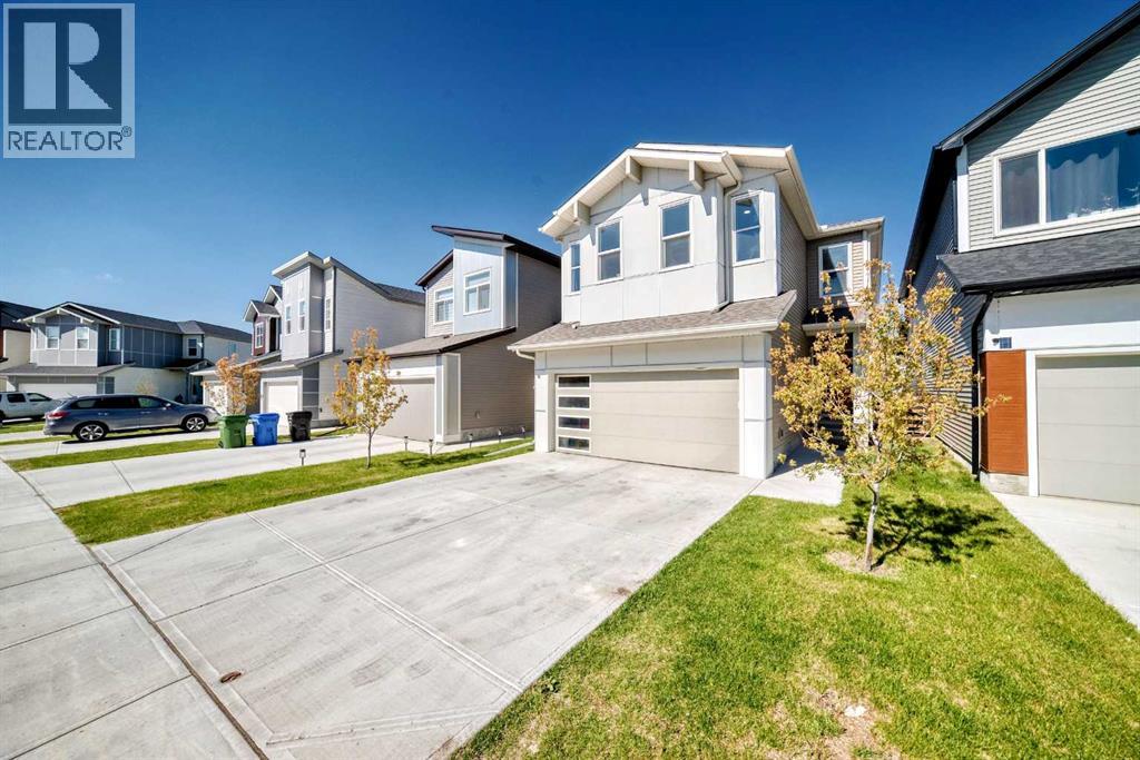27 Belvedere Point Se, Calgary, Alberta  T2A 7Y9 - Photo 2 - A2324593