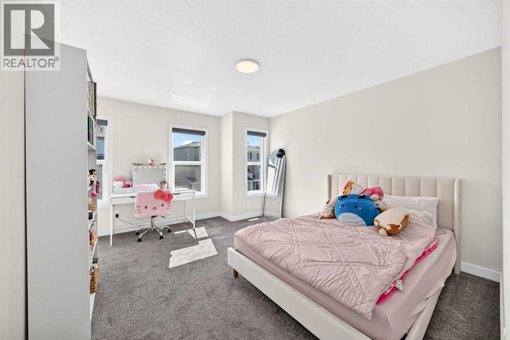 27 Belvedere Point Se, Calgary, Alberta  T2A 7Y9 - Photo 34 - A2324593