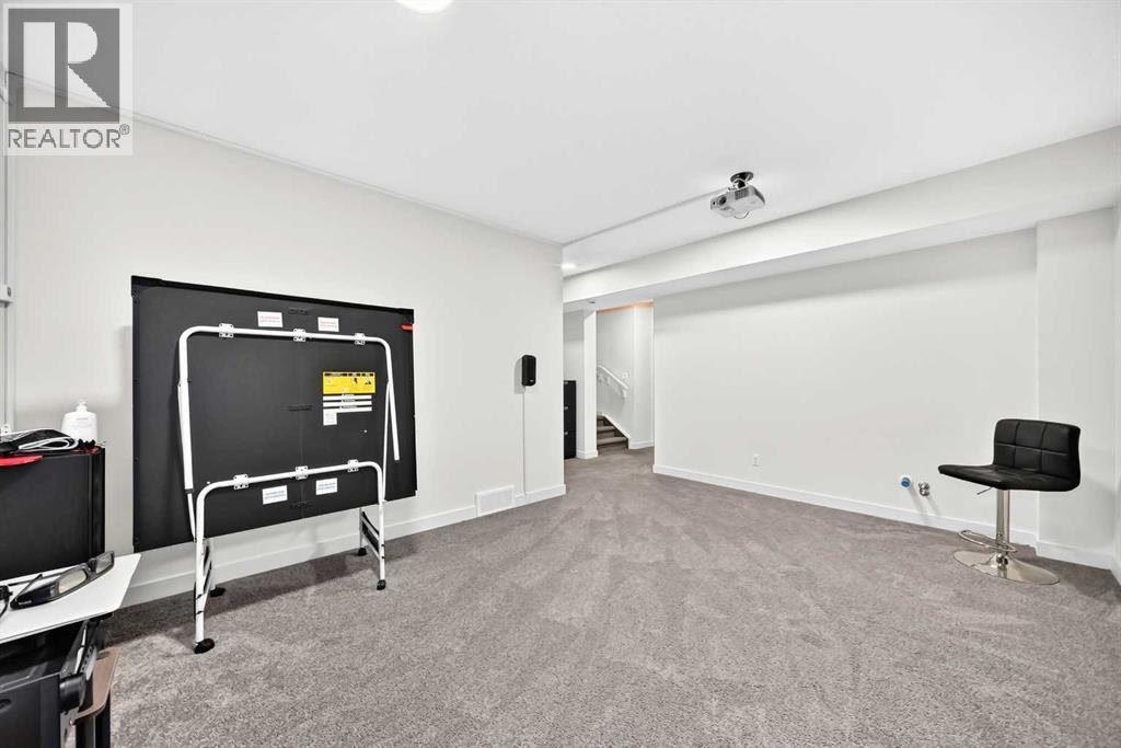 27 Belvedere Point Se, Calgary, Alberta  T2A 7Y9 - Photo 44 - A2324593