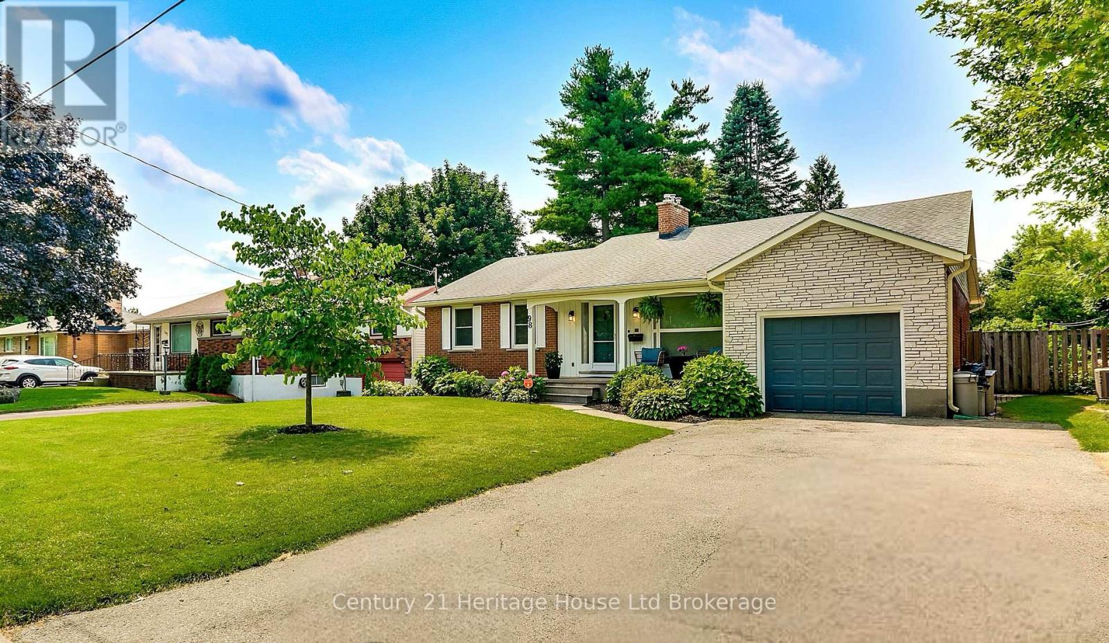98 Maud Street, Woodstock, Ontario  N4S 3Y6 - Photo 1 - X13663742