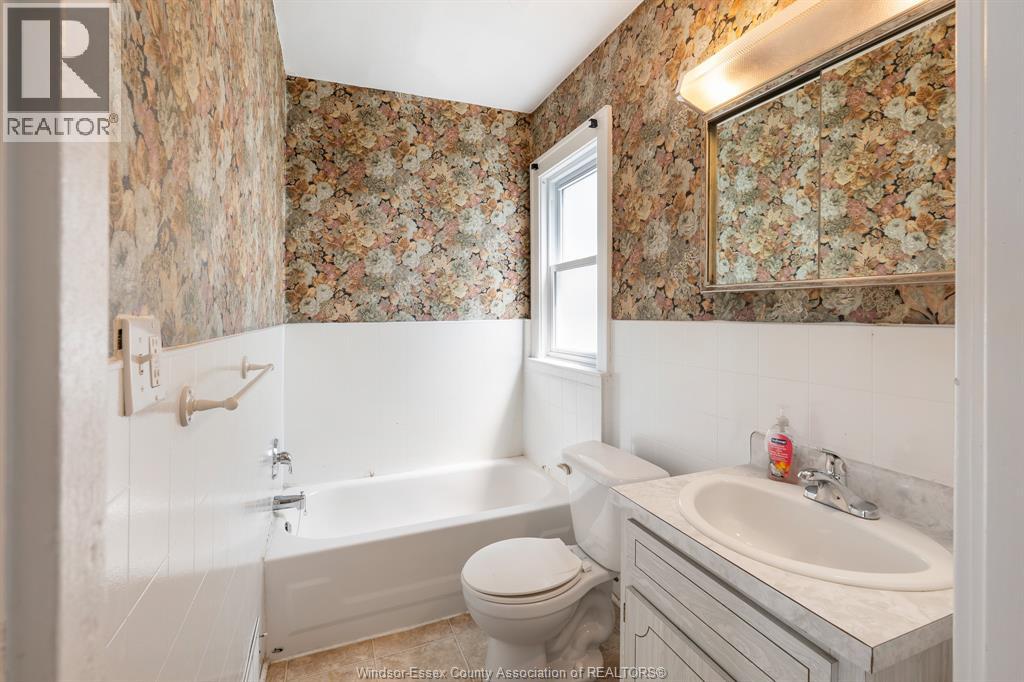 2279 Lillian Avenue, Windsor, Ontario  N8X 4B1 - Photo 15 - 26019437
