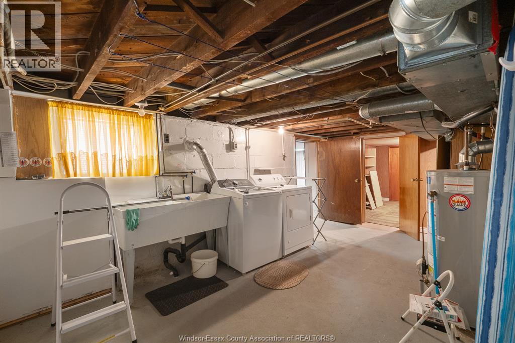 2279 Lillian Avenue, Windsor, Ontario  N8X 4B1 - Photo 36 - 26019435