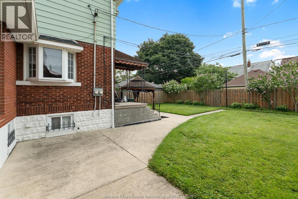 2279 Lillian Avenue, Windsor, Ontario  N8X 4B1 - Photo 42 - 26019435