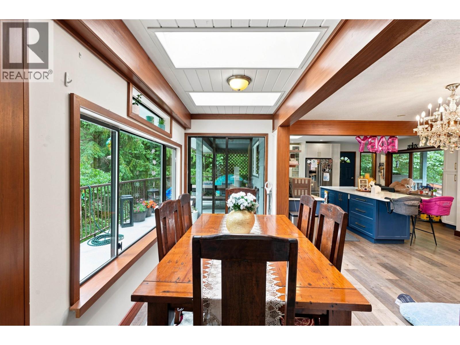1523 Grandview Road, Gibsons, British Columbia  V0N 1V5 - Photo 16 - R3154777