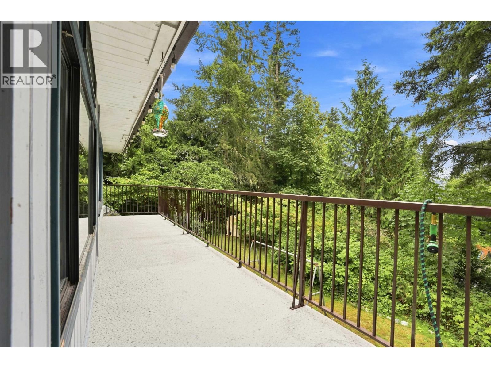 1523 Grandview Road, Gibsons, British Columbia  V0N 1V5 - Photo 23 - R3154777