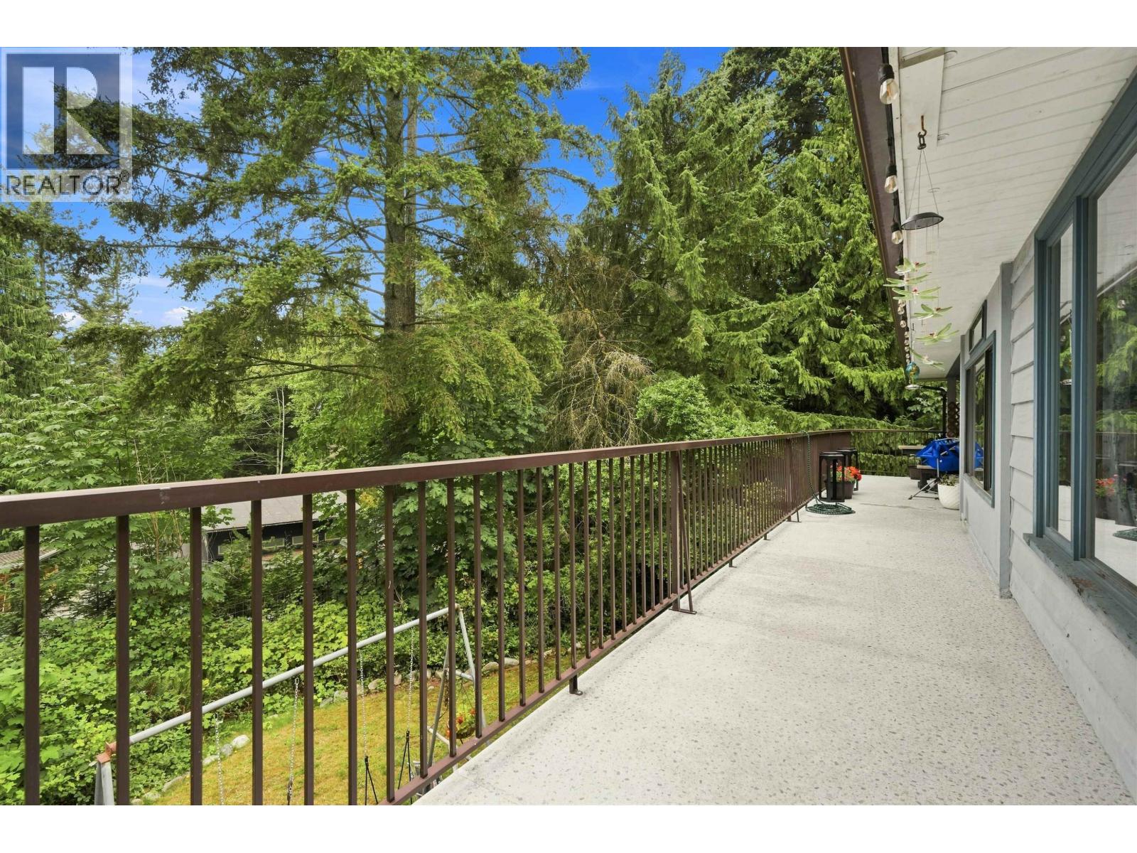 1523 Grandview Road, Gibsons, British Columbia  V0N 1V5 - Photo 24 - R3154777