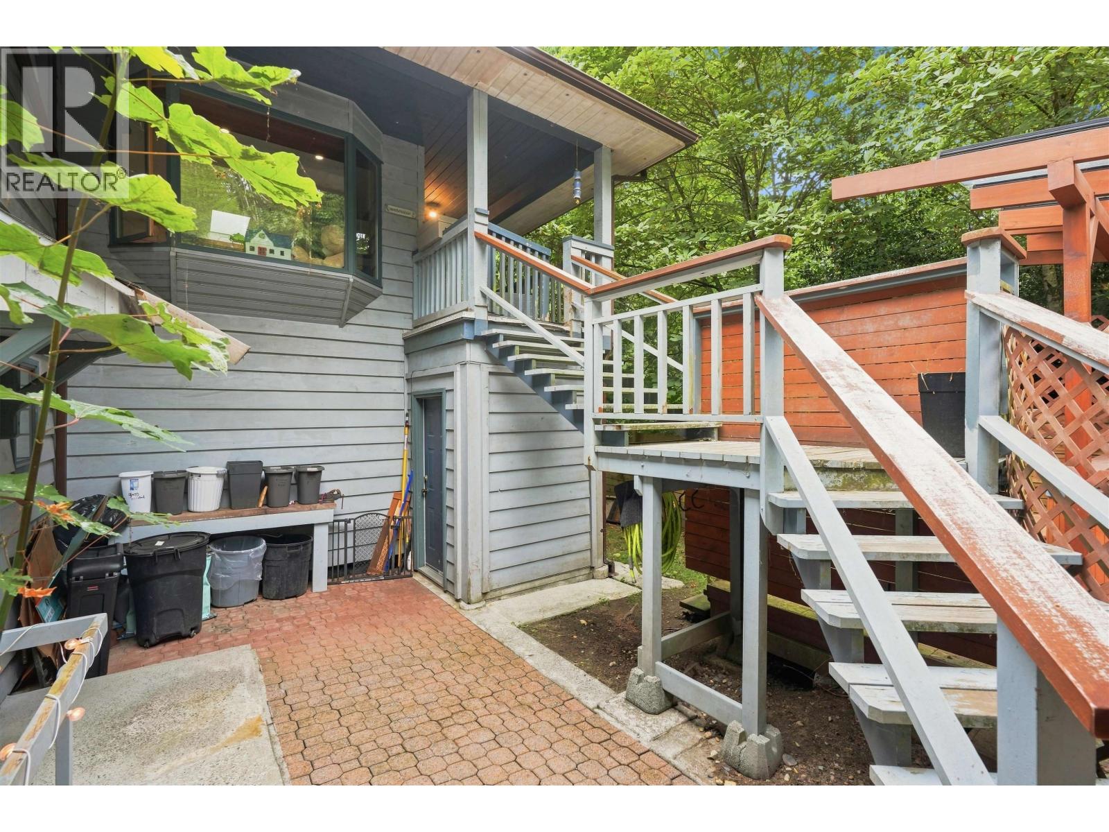 1523 Grandview Road, Gibsons, British Columbia  V0N 1V5 - Photo 29 - R3154777