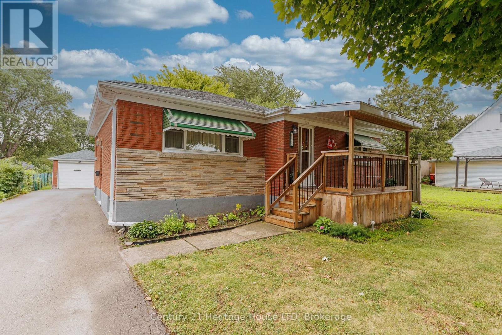 170 Aberdeen Street, Fort Erie, Ontario  L2A 3Y6 - Photo 3 - X13663766